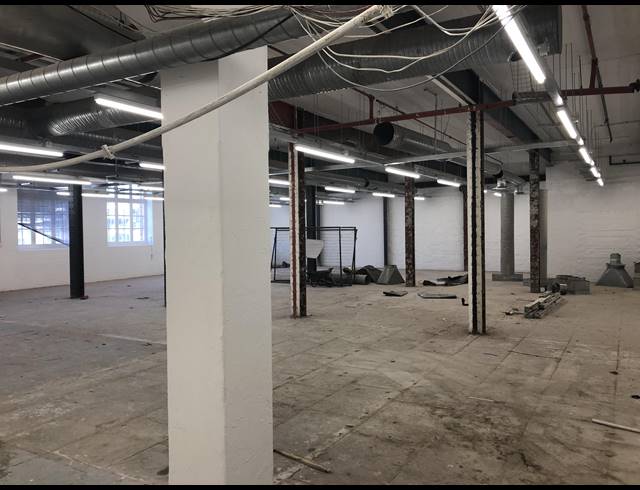 435M² OFFICE TO LET IN GARDENS